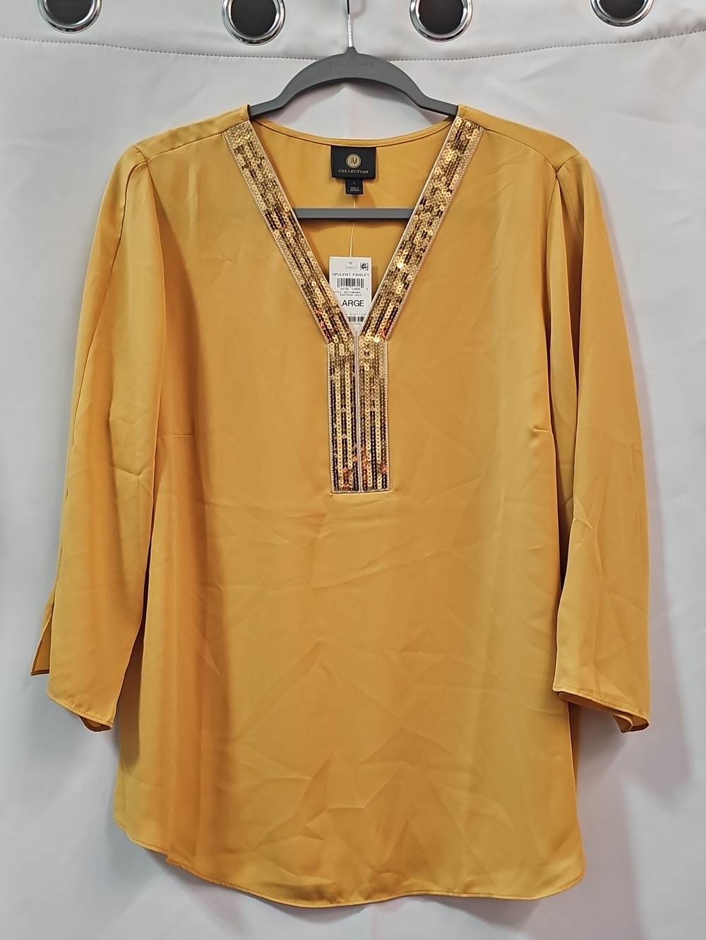 JM COLLECTION SEQUIN Y-NECK WOMENS TOP BFPM-09-198